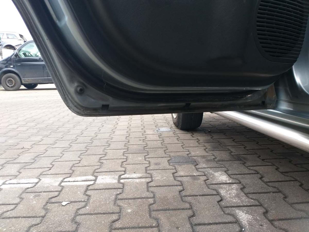 Hyundai Tucson original Tür hinten links Hellblaumetallic Rohbau Bj.2005